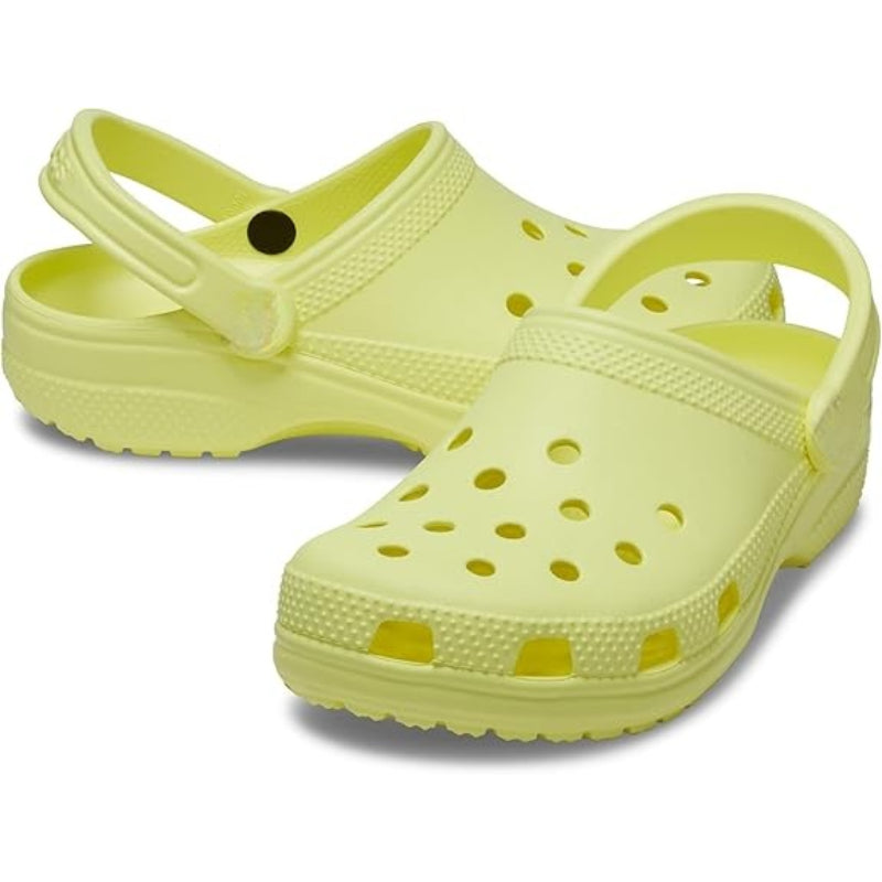 Lightweight Clogs With Secure Fit For Water Activities