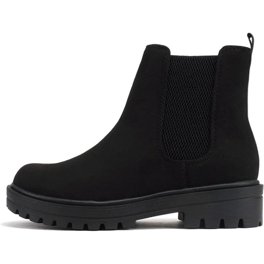 Classic Chelsea Boots With Lug Sole Style